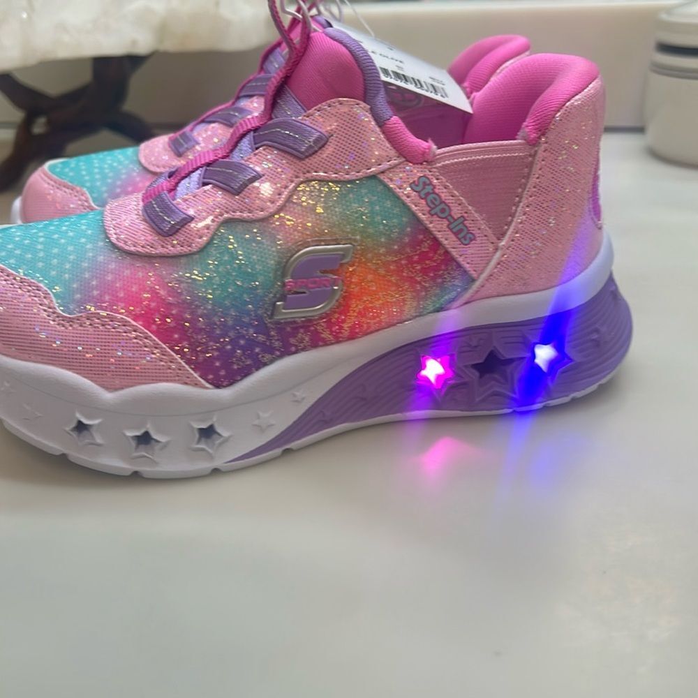 Skechers Kids' Star Light-Up Sneakers - Purple and Pink, NWT size 9 - Picture 6 of 7